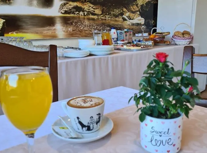 Guest house Slatki Snovi 3*